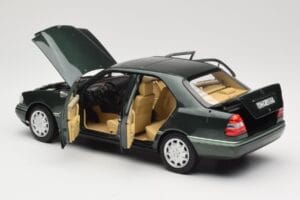 Mercedes C-Class W202 Malachite Green Norev 1:18 183372 Diecast - image 3 of 8