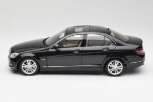 Mercedes C-Class W204 Avantgarde Obsidian Black AUTOart 1:18 76264-R1 Diecast - image 4 of 8