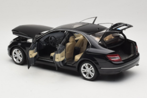 Mercedes C-Class W204 Obsidian Black AUTOart 1:18 B66962367 Diecast - image 5 of 8