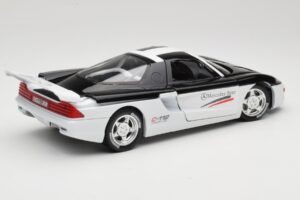 Mercedes C112 Sport White & Black Guiloy 1:18 68521 Diecast - image 3 of 8