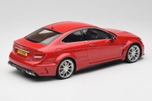 Mercedes AMG C63 W204 Red 2nd Choice GT Spirit 1:18 GT065-D1 Resin - image 2 of 6