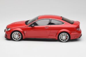 Mercedes AMG C63 W204 Red 2nd Choice GT Spirit 1:18 GT065-D1 Resin - image 3 of 6