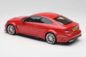 Mercedes AMG C63 W204 Red 2nd Choice GT Spirit 1:18 GT065-D1 Resin - image 5 of 6