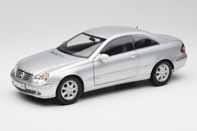 Mercedes CLK 500 C209 Silver Kyosho 1:18 B66962144 Diecast