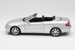 Mercedes CLK 500 Cabriolet Elegance A209 Silver Kyosho 1:18 B66962172 Diecast - image 4 of 8