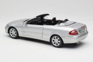 Mercedes CLK 500 Cabriolet Elegance A209 Silver Kyosho 1:18 B66962172 Diecast - image 7 of 8
