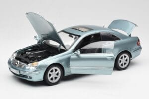 Mercedes CLK 500 W209 Light Blue Metallic Kyosho 1:18 B66962192 Diecast - image 2 of 8