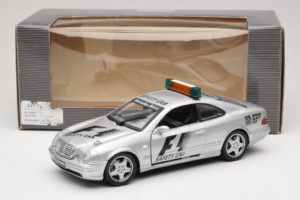 Mercedes AMG CLK 55 F1 Safety Car Maisto 1:18 B66005234 Diecast - image 6 of 6