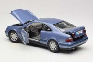 Mercedes CLK C208 Purple Anson 1:18 30330 Diecast - image 5 of 8
