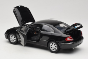 Mercedes CLK C209 Black Metallic Kyosho 1:18 B66962149 Diecast - image 5 of 8