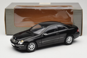 Mercedes CLK C209 Black Metallic Kyosho 1:18 B66962149 Diecast - image 8 of 8