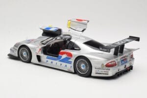 Mercedes CLK LM GT1 #1 AMG Mercedes K. Ludwig / R. Zonta FIA GT Championship 1998 Maisto 1:18 56053 Diecast - image 5 of 8