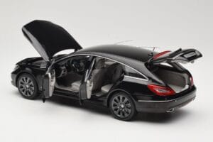 Mercedes CLS Shooting Brake X218 Obsidian Black Norev 1:18 B66960115 Diecast - image 5 of 8