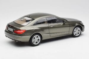 Mercedes E-Class Coupe C207 Titanite Grey Metallic Minichamps 1:18 B66962419 Diecast - image 3 of 8