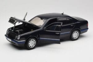 Mercedes E-Class W210 E320 Black Sun Star 1:18 1151 Diecast - image 2 of 8