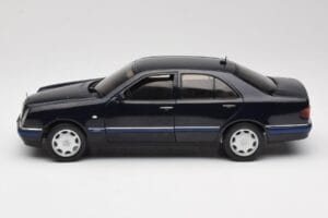 Mercedes E-Class W210 E320 Black Sun Star 1:18 1151 Diecast - image 4 of 8