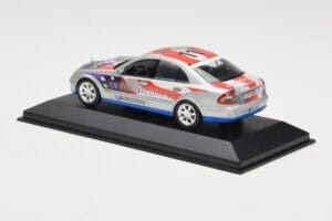 Mercedes E-Class W211 #11 Bluetec Paris-Beijing 2006 Minichamps 1:43 B66962267-R Diecast - image 3 of 4