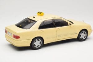 Mercedes E320 W210 Taxi Sun Star 1:18 1160 Diecast - image 3 of 8