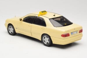 Mercedes E320 W210 Taxi Sun Star 1:18 1160 Diecast - image 7 of 8