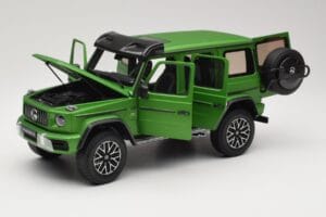 Mercedes G 63 AMG 4x4 Squared Green Hell Magno Almost Real 1:18 820821 Diecast - image 2 of 8