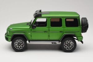 Mercedes G 63 AMG 4x4 Squared Green Hell Magno Almost Real 1:18 820821 Diecast - image 4 of 8