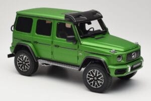 Mercedes G 63 AMG 4x4 Squared Green Hell Magno Almost Real 1:18 820821 Diecast - image 6 of 8