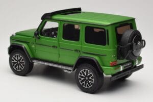 Mercedes G 63 AMG 4x4 Squared Green Hell Magno Almost Real 1:18 820821 Diecast - image 7 of 8
