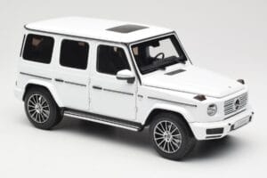 Mercedes G-Class G 500 W463A Diamond White Metallic Minichamps 1:18 113037111 Diecast - image 6 of 8