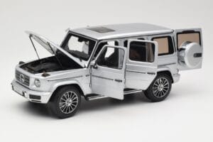 Mercedes G-Class G 500 W463A Iridium Silver Metallic Minichamps 1:18 113037112 Diecast - image 2 of 8