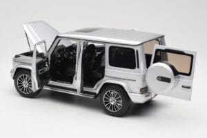 Mercedes G-Class G 500 W463A Iridium Silver Metallic Minichamps 1:18 113037112 Diecast - image 5 of 8