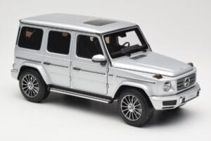 Mercedes G-Class G 500 W463A Iridium Silver Metallic Minichamps 1:18 113037112 Diecast - image 6 of 8