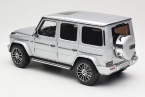 Mercedes G-Class G 500 W463A Iridium Silver Metallic Minichamps 1:18 113037112 Diecast - image 7 of 8