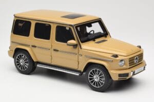 Mercedes G-Class G 500 W463A Solarbeam Yellow Metallic Minichamps 1:18 113037108 Diecast - image 6 of 8