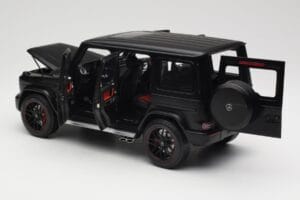 Mercedes G-Class G63 AMG W463A Matt Black Minichamps 1:18 110037064 Diecast - image 5 of 8