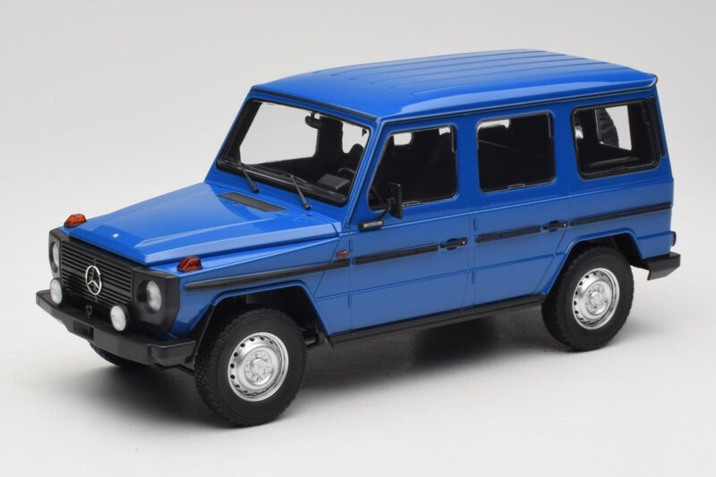 Mercedes G-Class W460 LWB Dark Blue Minichamps 1:18 155038100 Diecast