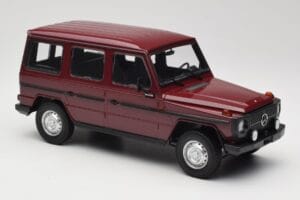 Mercedes G-Class W460 LWB Dark Red Minichamps 1:18 155038102 Diecast - image 4 of 6