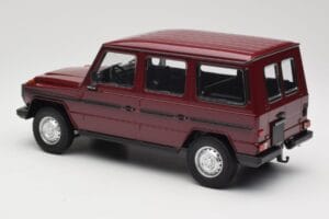 Mercedes G-Class W460 LWB Dark Red Minichamps 1:18 155038102 Diecast - image 5 of 6
