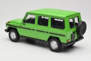 Mercedes G-Class W460 LWB Green Minichamps 1:18 155038101 Diecast - image 5 of 6