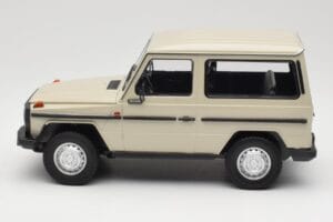 Mercedes G-Class W460 SWB Grey Metallic Minichamps 1:18 155038004 Diecast - image 3 of 6