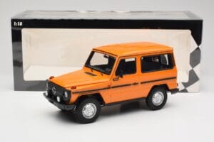 Mercedes G-Class W460 SWB Orange Minichamps 1:18 155038000 Diecast - image 6 of 6