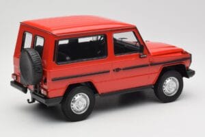 Mercedes G-Class W460 SWB Red Minichamps 1:18 155038002 Diecast - image 2 of 6