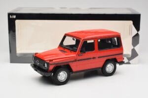 Mercedes G-Class W460 SWB Red Minichamps 1:18 155038002 Diecast - image 6 of 6