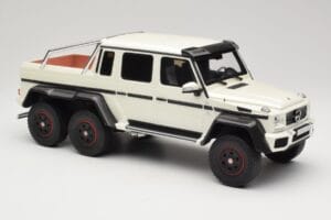 Mercedes AMG G63 6x6 W463 White GT Spirit 1:18 GT100 Resin - image 4 of 6