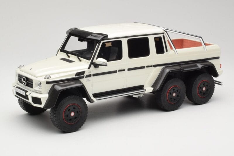 Mercedes AMG G63 6x6 W463 White GT Spirit 1:18 GT100 Resin