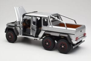 Mercedes AMG G63 W463 6x6 Iridium Silver AUTOart 1:18 76301 Composite - image 5 of 8