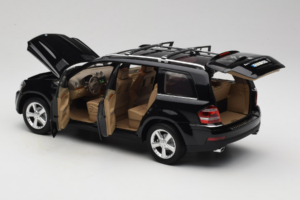 Mercedes GL X164 Obsidian Black Minichamps 1:18 B66962334 Diecast - image 5 of 8