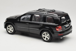 Mercedes GL X164 Period Brown Minichamps 1:18 B66962336 Diecast - image 7 of 8