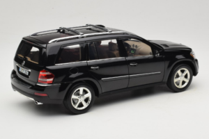 Mercedes GL X164 Tanzanite Blue Minichamps 1:18 B66962335 Diecast - image 3 of 8