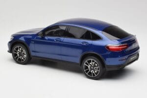 Mercedes AMG GLC 43 Coupe Brilliant Blue GT Spirit 1:18 B66960468 Resin - image 5 of 6