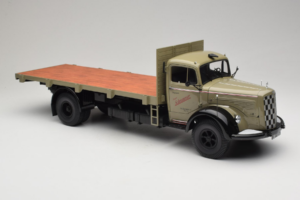Mercedes L6600 Rungewagen Grey Black Minichamps 1:18 109031050-R1 Diecast - image 6 of 9